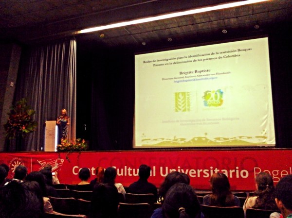 DSC_0135_zpsoiwoibes